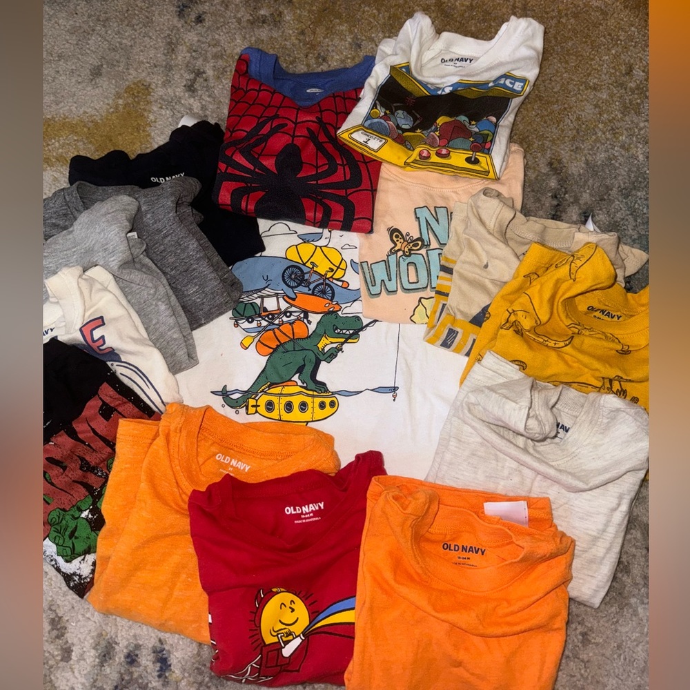 16 t-shirt bundle- toddler boy (Old Navy)
